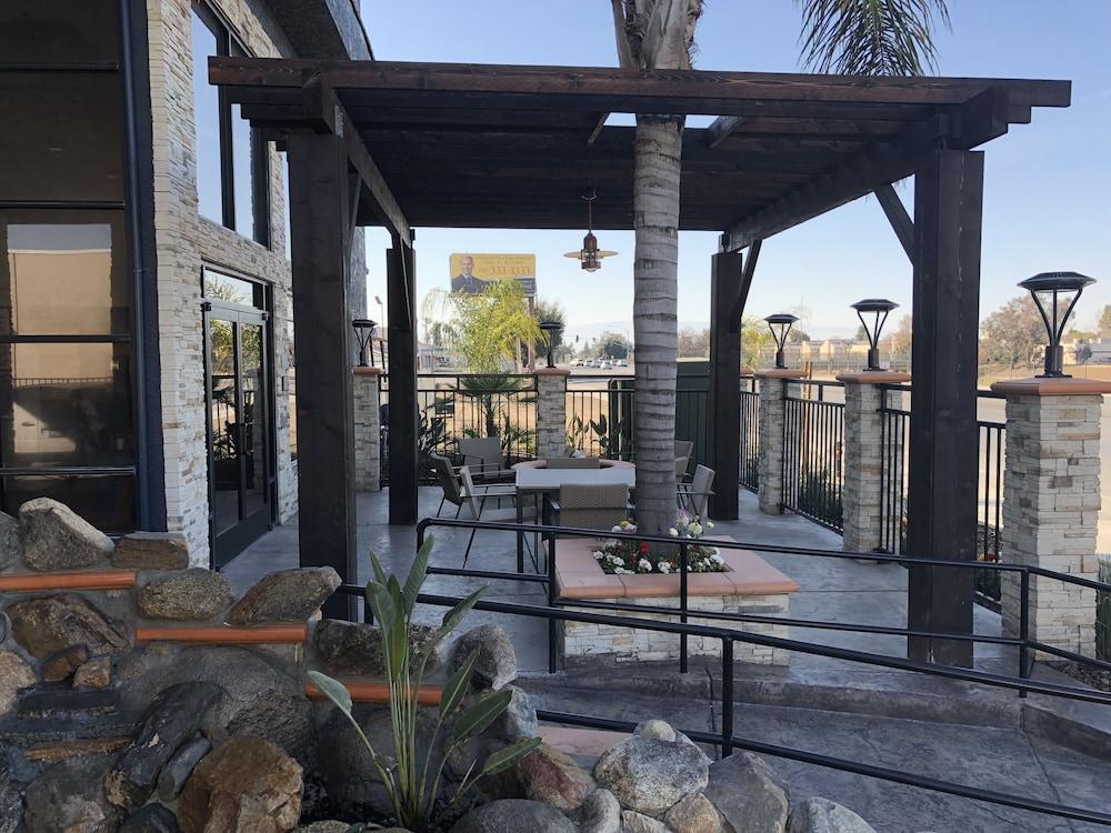 Country Inn & Suites By Radisson, Bakersfield, Ca Eksteriør billede